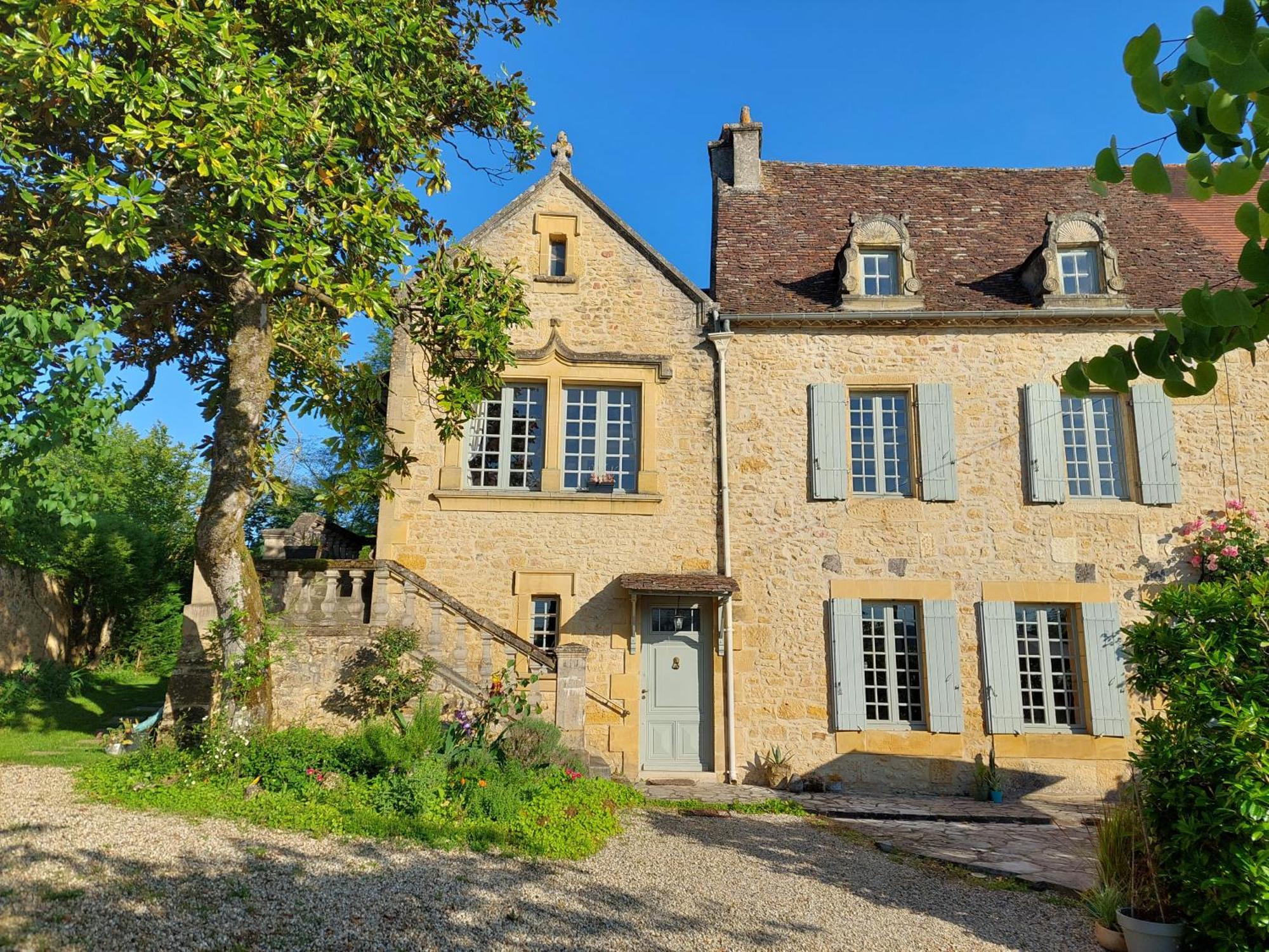 Rue Du Chateau Lalinde Экстерьер фото